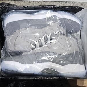 Air Jordan 11 Retro'Cool Grey' 2021